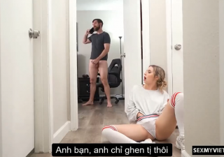 Sex châu âu vietsub em gái nứng lồn mỗi khi nhìn thấy con cặc của anh trai